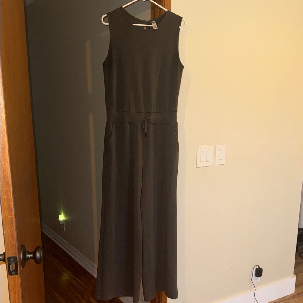 SPANX Black Sleeveless Jumpsuit